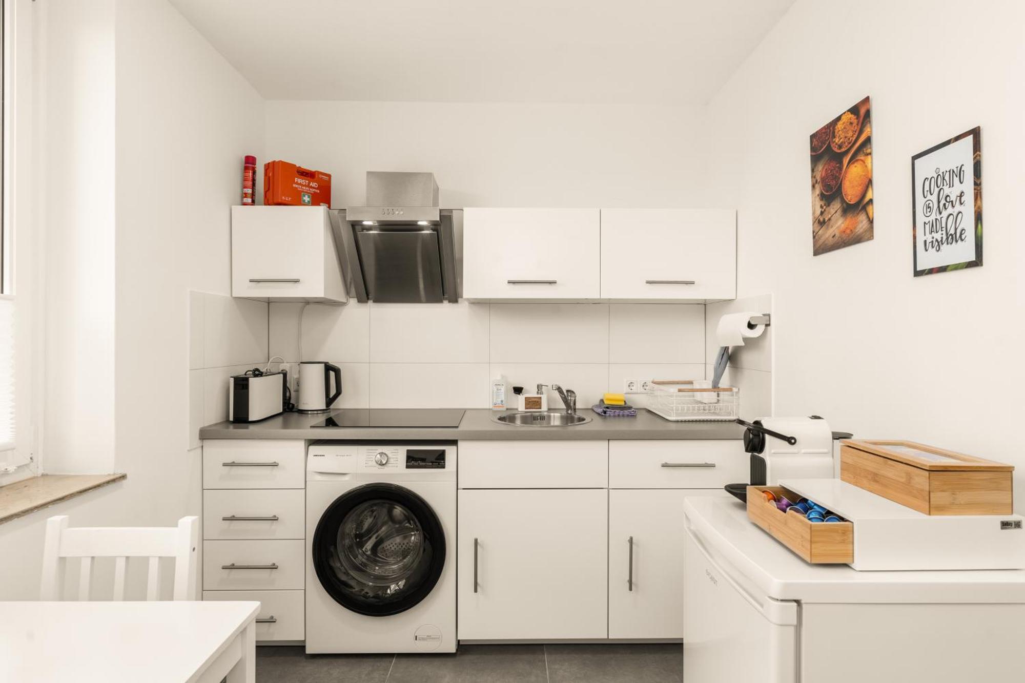 Free Living - City Design Apartments, Zentrum, Outlet, Balkon, Kueche Wolfsburg Exterior photo